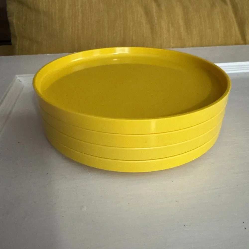 4 pc Vintage Salad Plates Heller Massimo Vignelli Yellow Melamine 7.5 Inches